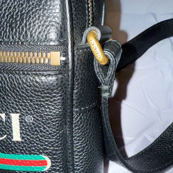 Gucci Vintage Logo Black Pebbled Leather Crossbody Bag